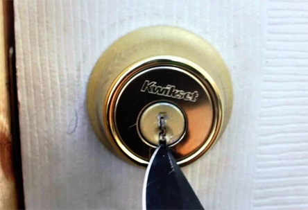 Tips sleutel in een slot | Lockpicking